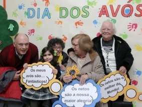 AVOS_049