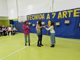 7e076559-382c-4f38-beee-2ef21ef9e82f