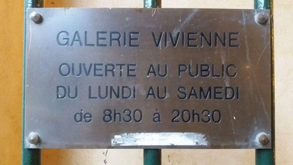 Planalto - Alunas do 12º ano em Paris