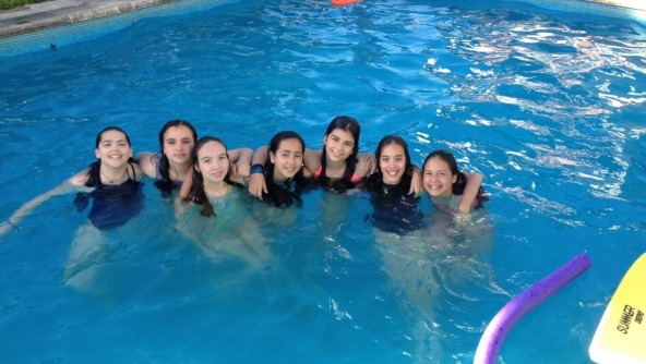 Planalto - Colaboração Familiar do 7º ano organiza fim de tarde na piscina